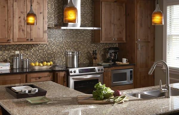 Tile back splash and stainless appliances