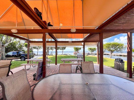 Outdoor Dining Area at Tamarind Bay Club | Key Largo