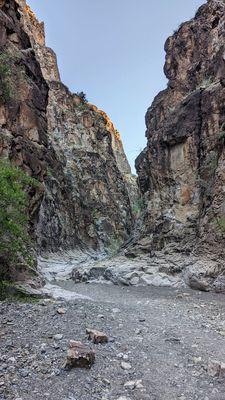 Closed Canyon Trail | Instagram: @telephonesmoothie