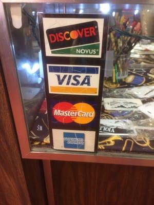 Yes, they do accept credit cards.