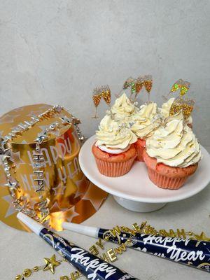 Champagne mousse cupcakes