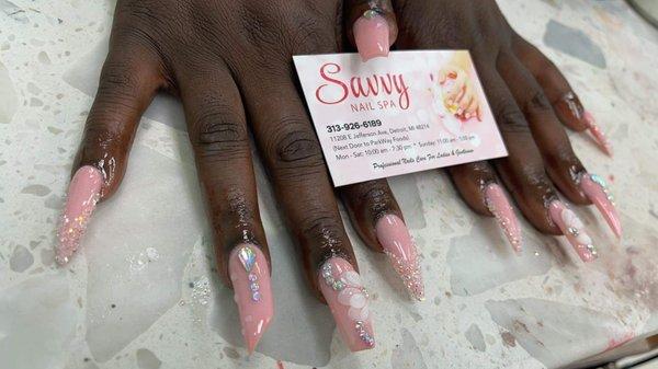 Savvy Nail Spa