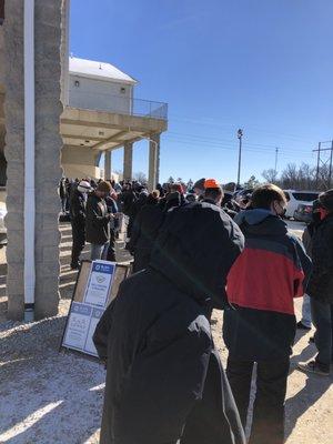 This is the line to check in at Paoli Peaks on January 23, 2021.