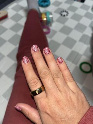 Lily's Nails