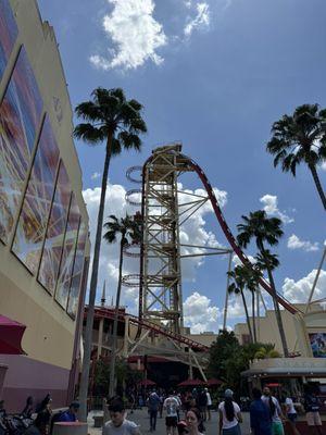 Hollywood Rip Ride Rockit lift tower