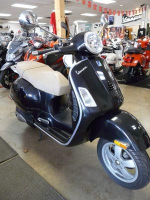 My 2002 Vespa GT200L - fantastic bike and over 75 mph! Thanks ClevelandMoto!