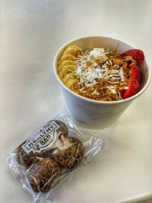 Açaí bowl ($9) + Peanut Butter balls ($3)