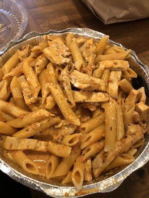 Penne alla Vodka w grilled chicken