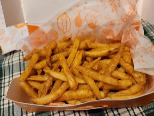 Cajun fries are so delicious.