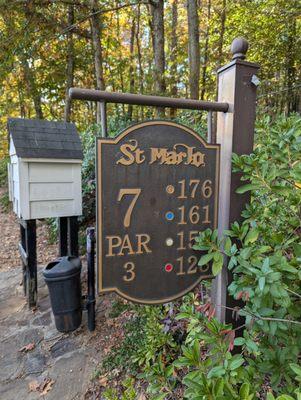 Hole 7 marker.