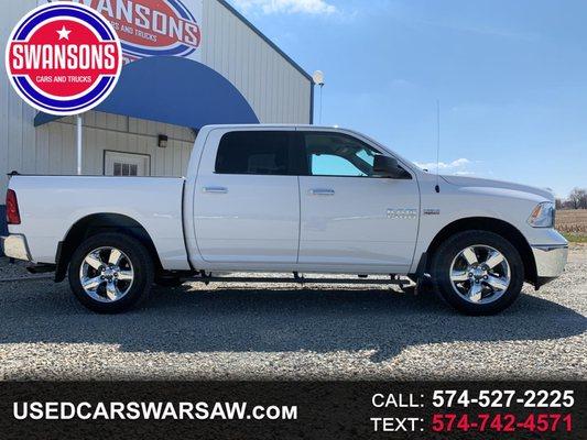 Click Link to View Vehicle Details: https://www.usedcarswarsaw.com/2017-RAM-1500/Used-Truck/Warsaw-IN/12583063/Details.aspx