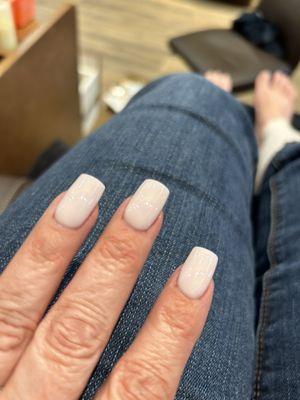 I love that the technicians can look at a photo I have on my phone and give me exactly what I want. Citris Nail Salon is professional.