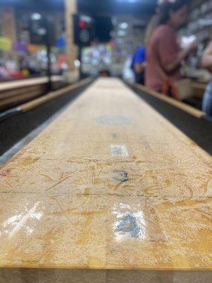 Shuffle board