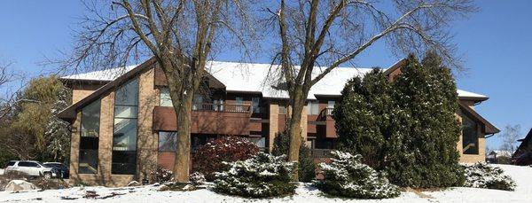 Exterior photo of Brookfield office.