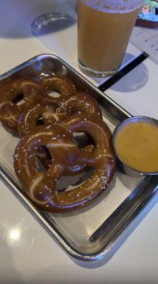 Pretzel and cheese