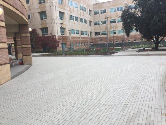 Va Hospital - Palo Alto - Canteen Plaza Renovation - Stepstone Modular Pavers