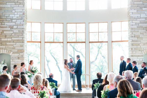 Lindsay and Nathan at Canyonwood Ridge in Dripping Springs