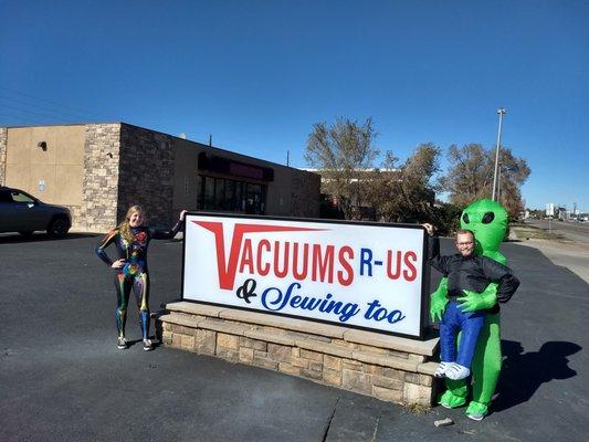 Vacuums R Us & Sewing Too - Boulder Store