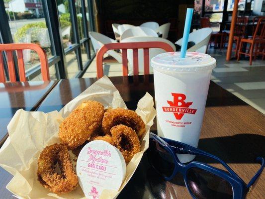 Walla Walla Onion Rings  and Marionberry Lemonade