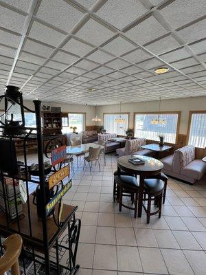 Meeting and dining area