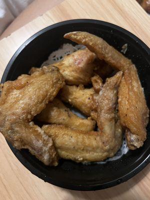 Order of fried Chicken Wing