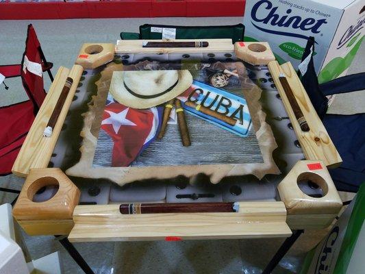 Cool dominos table