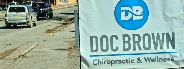 I saw the sign before reaching the Taos Plaza.... Few appointments and the pain was gone!