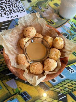 Cheese Bread (Po de queijo)