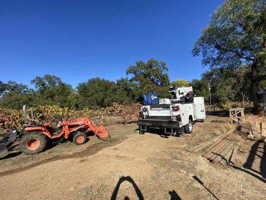 Mobile tractor mechanic in action