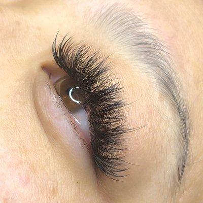 Extra Volume Lash Extensions