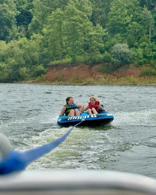 Raccoon Lake Boat Rental / Tubing