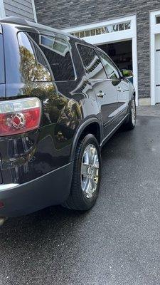 Beautiful exterior detail on this GMC Acadia