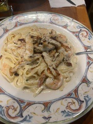 Chicken and shrimp Alfredo