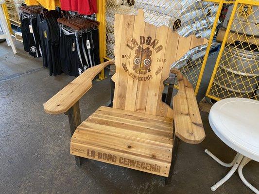 I want this chair.