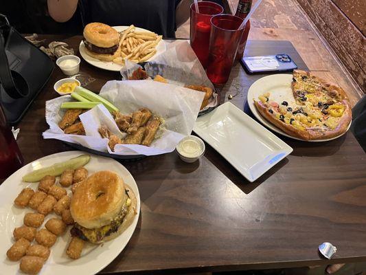 Hawaiian Pizza Sublime Burger Rockslide Sampler 10 Wings