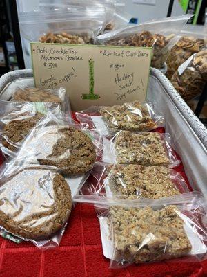 Vegan & gluten-free baked goods