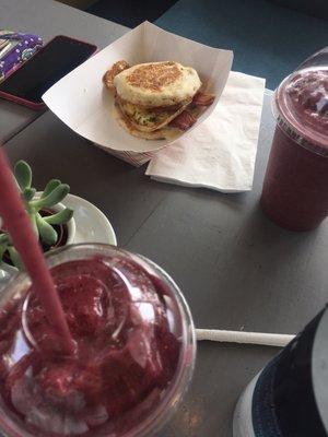 Smoothies and fried egg sandwiches!