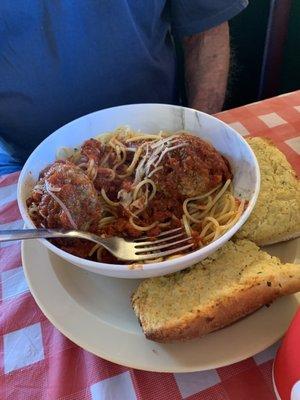 Spaghetti & Meatballs