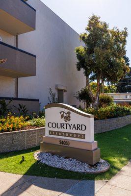 Courtyard Apartments