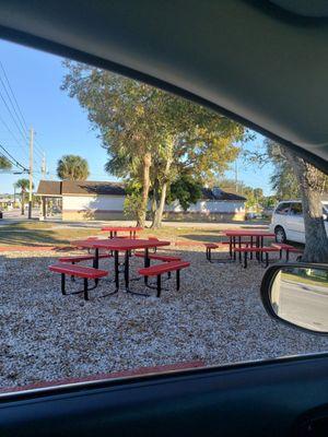 Picnic area at Bo's.