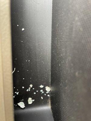 Gum all pieces in the door