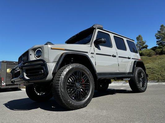 2023 MBZ g63 Squared 4x4