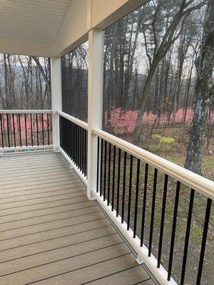 Screened in porch