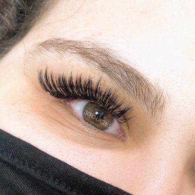 Volume lashes