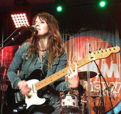 Nikki O'Neill performing at the NAMM show in 2017. Photo: Chris Moseman.