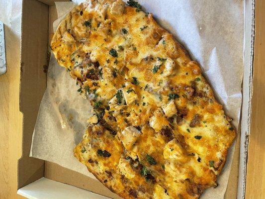 chicken bacon ranch flatbread