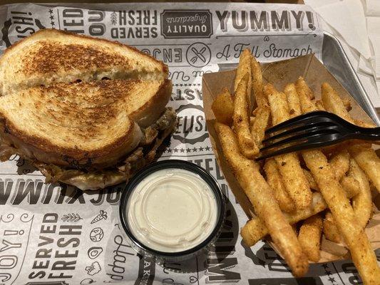 Spicy Italian Beef Melt with Fries and Ranch