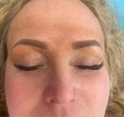 Ombré brow touch up