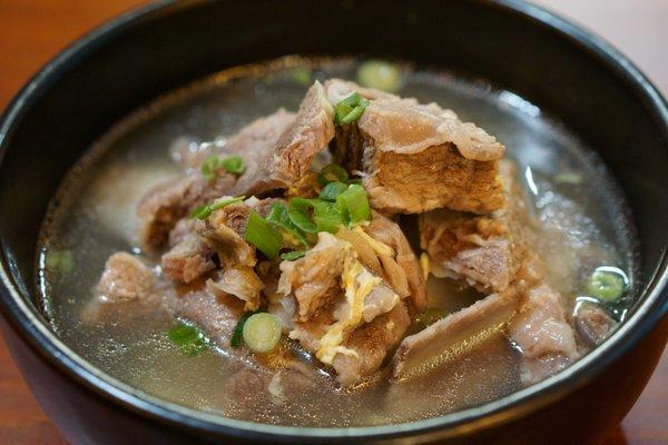 T4. Gabi-Tang (Short Rib Soup)