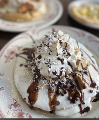 S'mores pancakes